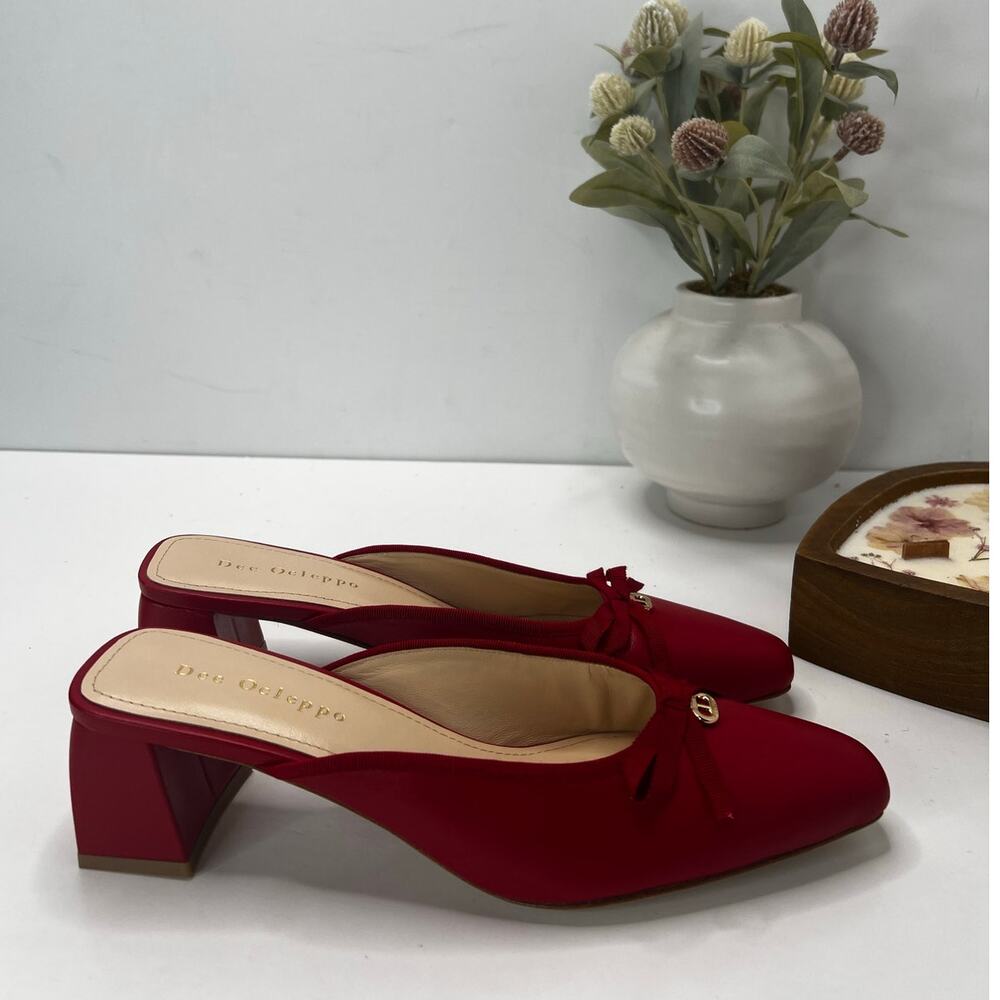 Dee Ocleppo Leather 2.33" Chunky Heeled Slip On Mule Red Women 6